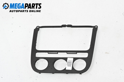 Central console for Volkswagen Golf V Hatchback (10.2003 - 02.2009)