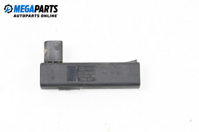 Amplificator antenă for Audi A8 Sedan 4E (10.2002 - 07.2010), № 300909133E