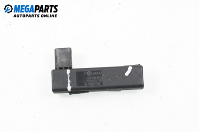 Amplificator antenă for Audi A8 Sedan 4E (10.2002 - 07.2010), № 300909133E