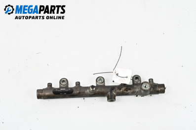 Fuel rail for Citroen C5 I Hatchback (03.2001 - 03.2005) 2.0 HDi (DCRHZB, DCRHZE), 109 hp, № 0445214019