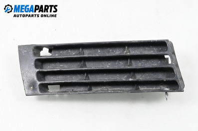 Grilă în bara de protecție for Audi A4 Avant B5 (11.1994 - 09.2001), combi, position: fața