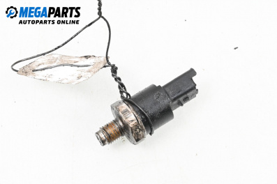 Fuel pressure sensor for Renault Clio II Hatchback (09.1998 - 09.2005)