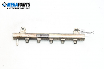 Fuel rail for Chevrolet Epica Sedan (01.2005 - ...) 2.0 D, 150 hp, № 96440398