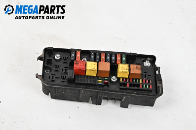 Fuse box for Opel Vectra C Sedan (04.2002 - 01.2009) 1.8 16V, 122 hp