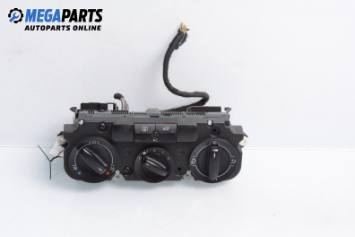 Panou aer condiționat for Volkswagen Golf Plus (01.2005 - 12.2013)