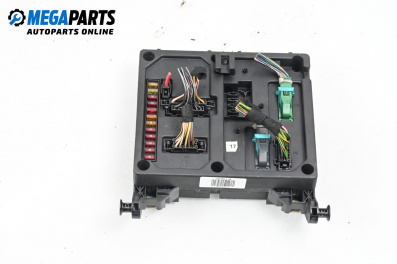 Fuse box for Ford Galaxy Minivan I (03.1995 - 05.2006) 1.9 TDI, 90 hp