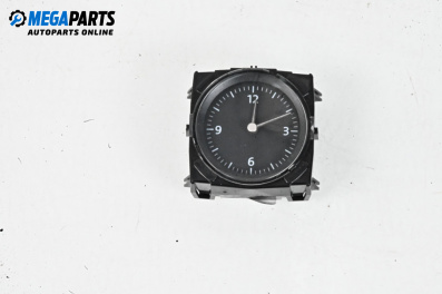 Uhr for Volkswagen Passat VII Variant B8 (08.2014 - 12.2019)