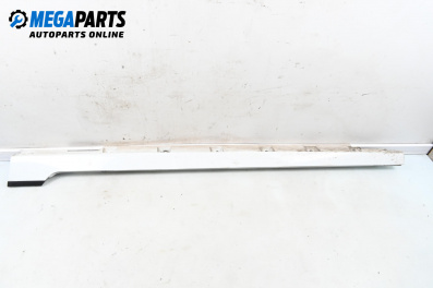 Prag exterior for Volkswagen Passat VII Variant B8 (08.2014 - 12.2019), 5 uși, combi, position: dreapta