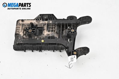 Akku halterund for Volkswagen Tiguan SUV I (09.2007 - 07.2018), 5 türen, suv