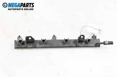 Rampă combustibil for Suzuki Swift III Hatchback (02.2005 - 10.2010) 1.3, 92 hp