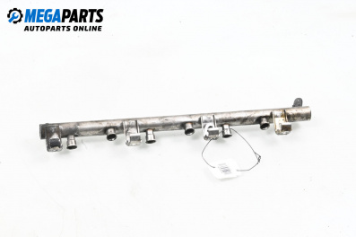 Fuel rail for Volkswagen Touareg SUV I (10.2002 - 01.2013) 3.2 V6, 220 hp