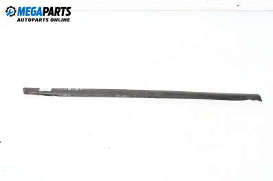 Material profilat exterior for Audi A3 Hatchback I (09.1996 - 05.2003), hatchback, position: stânga