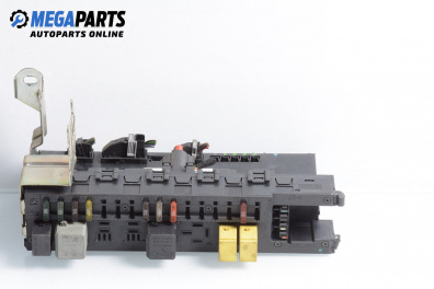 Fuse box for Mercedes-Benz C-Class Coupe (CL203) (03.2001 - 06.2007) C 220 CDI (203.706), 143 hp