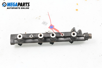 Fuel rail for Renault Laguna I Grandtour (09.1995 - 03.2001) 1.8 (K56Z), 94 hp