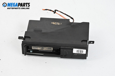 CD changer for Mercedes-Benz C-Class Estate (S203) (03.2001 - 08.2007)