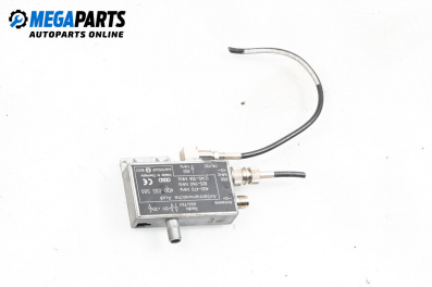 Modul receptor antenă for Audi A8 Sedan 4D (03.1994 - 12.2002), № 4D0035585