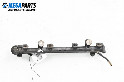 Fuel rail for Hyundai Lantra II Sedan (06.1995 - 10.2000) 1.8 16V, 128 hp