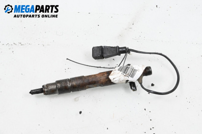 Injector inteligent for Volvo V70 II Estate (11.1999 - 12.2008) 2.5 TDI, 140 hp, № 0 432 193 616