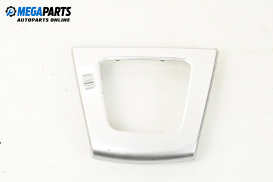 Zentralkonsole for Mazda 5 Minivan I (02.2005 - 12.2010)