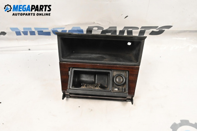 Aschenbecher for Mercedes-Benz C-Class Sedan (W202) (03.1993 - 05.2000)