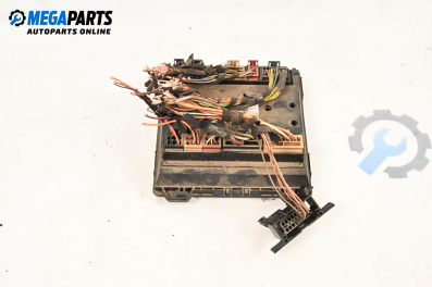 Fuse box for Volkswagen Polo Hatchback V (01.2005 - 12.2009) 1.2 12V, 64 hp