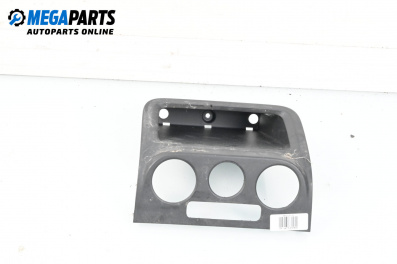 Central console for Volkswagen Golf Plus (01.2005 - 12.2013)