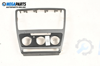 Zentralkonsole for Skoda Octavia II Combi (02.2004 - 06.2013)