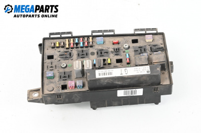 Sicherungskasten for Opel Zafira B Minivan (07.2005 - 14.2015) 2.2, 150 hp