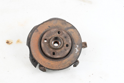 Knuckle hub for Volkswagen Polo Hatchback II (10.1994 - 10.1999), position: front - right