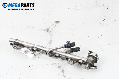 Fuel rail for Audi A4 Sedan B7 (11.2004 - 06.2008) 2.0, 130 hp