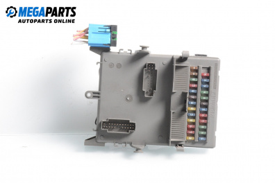 Sicherungskasten for Renault Laguna II Hatchback (03.2001 - 12.2007) 2.0 16V (BG00, BG0K, BG0P, BG0W), 135 hp