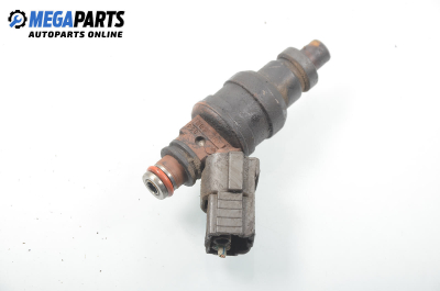 Gasoline fuel injector for Mazda 323 (BA) 1.3 16V, 73 hp, coupe, 1995