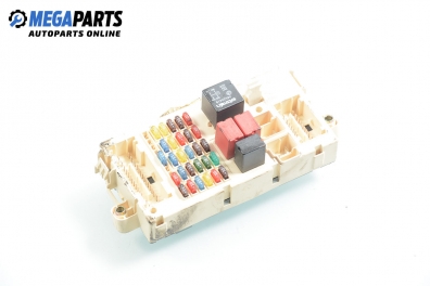 Sicherungskasten for Alfa Romeo 147 1.6 16V T.Spark, 120 hp, 3 türen, 2001