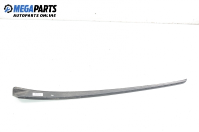 Windscreen moulding for Peugeot 407 2.7 HDi, 204 hp, sedan automatic, 2007, position: front