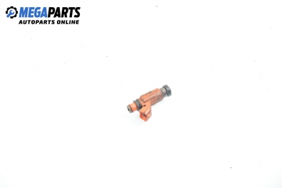 Gasoline fuel injector for Mitsubishi Galant VIII 2.5 24V, 163 hp, sedan, 1997