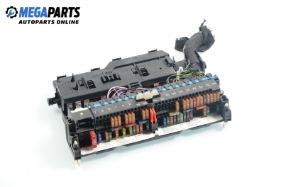 Fuse box for BMW 3 (E46) 2.0 d, 150 hp, station wagon, 2004