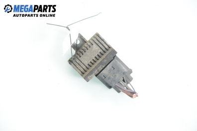 Glow plugs relay for Renault Modus / Grand Modus Minivan (09.2004 - 09.2012) 1.5 dCi (FP0D, JP0D)