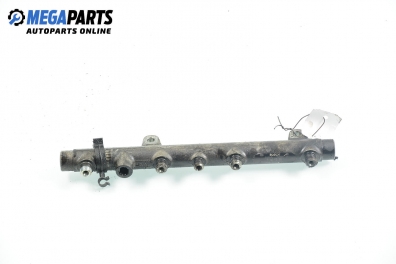 Fuel rail for Renault Laguna II (X74) 1.9 dCi, 120 hp, hatchback, 2001