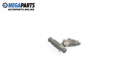 Gasoline fuel injector for Hyundai Getz 1.1, 63 hp, 5 doors, 2004