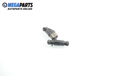 Gasoline fuel injector for Hyundai Getz 1.1, 63 hp, 5 doors, 2004