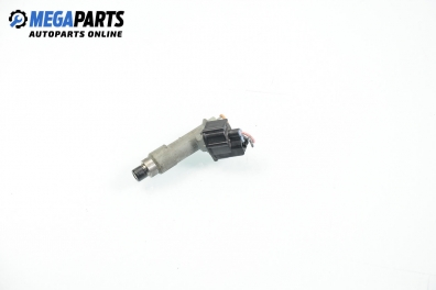 Gasoline fuel injector for Peugeot 107 1.0, 68 hp, 3 doors, 2012