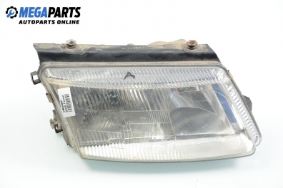 Headlight for Volkswagen Passat (B5; B5.5) 1.6, 101 hp, sedan, 1997, position: right