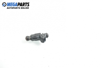 Gasoline fuel injector for Mercedes-Benz A-Class W168 1.6, 102 hp, 5 doors, 1998