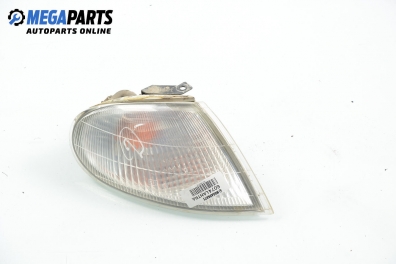 Blinklicht for Hyundai Lantra 1.6 16V, 114 hp, combi, 1996, position: rechts