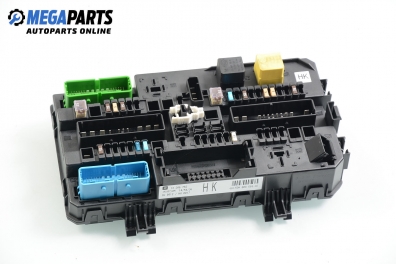 Sicherungskasten for Opel Astra H 1.7 CDTI, 80 hp, hecktür, 5 türen, 2006 № 13 206 762