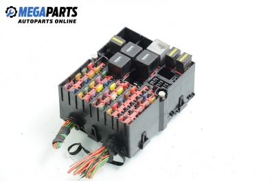 Fuse box for Ford Fiesta V 1.4 TDCi, 68 hp, 5 doors, 2008