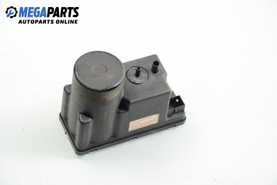 Central lock vacuum pump for Audi A4 (B5) 1.6, 100 hp, sedan, 1996