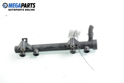 Fuel rail for Skoda Fabia 1.4, 60 hp, hatchback, 5 doors, 2000