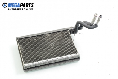 Radiator interior aer condiționat for BMW 3 (E90, E91, E92, E93) 2.0, 129 hp, sedan, 2006