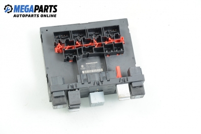 Fuse box for Volkswagen Golf V 1.6 FSI, 115 hp, 3 doors, 2007 № 3C0 937 049 D